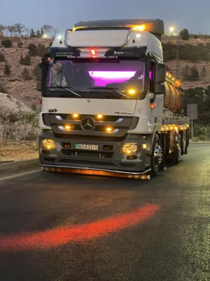 صهريج نضح  لسحب كافة الجور(تعهدات الفيومي) الرائدة في تنظيف المجاري المائية وقنوات الصرف الصحي