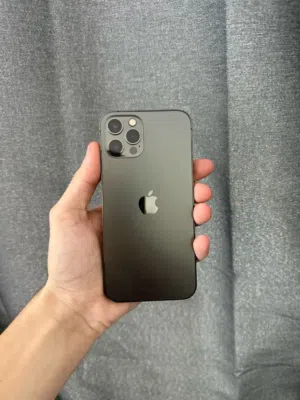 Apple iPhone 12 Pro 128 GB in Amman