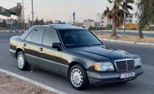 مرسيدس w124 للبيع