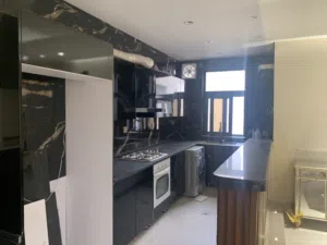 5 Bedrooms . Semi Furnished . Yearly0