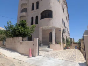111 m2 3 Bedrooms Apartments for Rent in Amman Abu Al-Sous
