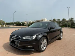 قمة بالنظافة اودي A3 موديل 2015 وكالة فحص ماكينة قير شاسي بدي صبغ قطعتين ماكينة 1800سي سي ماشي 100
