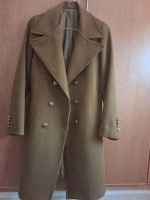 معطف نسائي للبيع