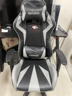 كرسي جيمنج لون الرمادي و الأسود من شركه ليبرد