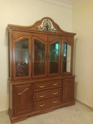 بوفيه لون بني فاخر للبيع