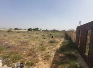 السلام عليكم  ارض مساحتها 8300 متر البيع فى وادى الربيع