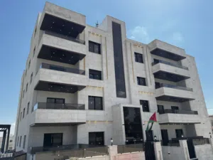 216 m2 3 Bedrooms Apartments for Sale in Amman Al Muqabalain