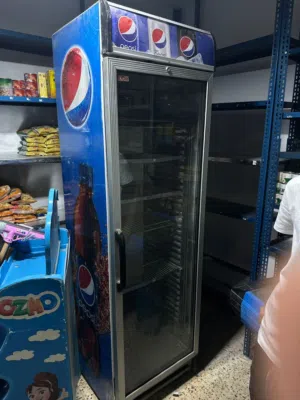 زوز تلاجه مستعمله شبه جديده وحده مستعمله معا كاسه