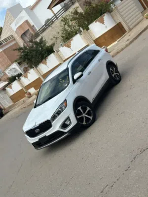 كياء سرينتو 2017 فل عاد البنورامه صلون بيج وزواق دار