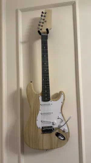 جيتار كهربائي صناعه مخصصه custom made guitar
