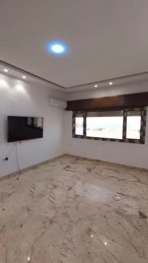 شقتين للايجار زاوية الدهماني عمارة حديثة