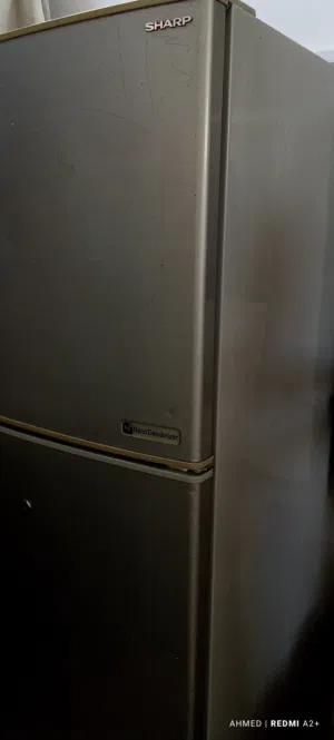 ثلاجه بابين الماركه شارب