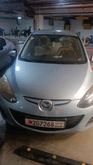 Car Mazda 2013