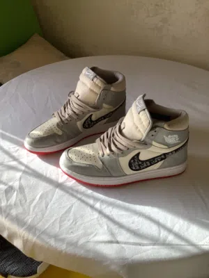 نايك جوردان ديور Nike 1 Air Jordan Dior جديد