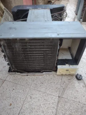 مكيف طن ونص بارد ماركة ال جي LG مستعمل