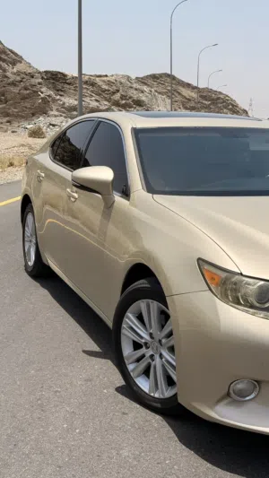 Used Lexus ES in Muscat