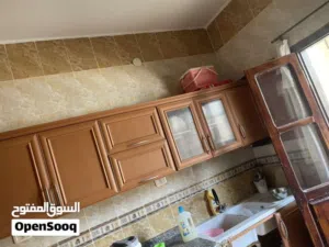 شقة للإيجار غوط الشعال عمارات شارع 10 بالقرب من مسجد الابرار الدور الاول بالأثاث