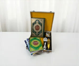 قرآن ناطق مع جميع الملحقات