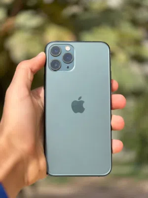 Apple iPhone 11 Pro 64 GB in Tripoli