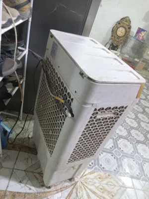 مبردات نضيفات عوزهن بس فانات الكبيره لمس