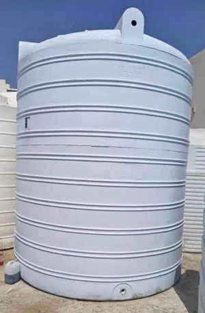 water tanks selling and buying plastic and fiberglass good quality condition for high storage for mo