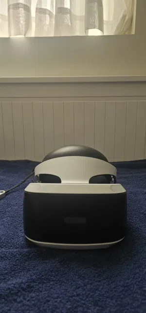 نظارة سوني بلايستيشن VR (الجيل الأول) - طقم كامل ونظيف في ار في آر PSVR