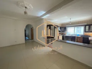 شقة للإيجار مدخل خاص 4نوم خلدا