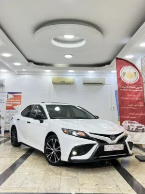 Used Toyota Camry in Muscat