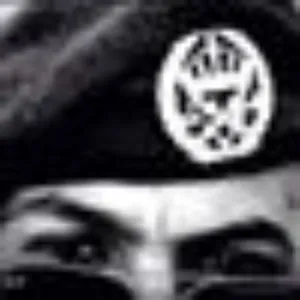 معاذ العقاربة