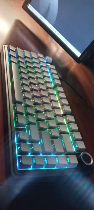 جيمنج كيبورد شبه جديد AULA 75 PRO almost new