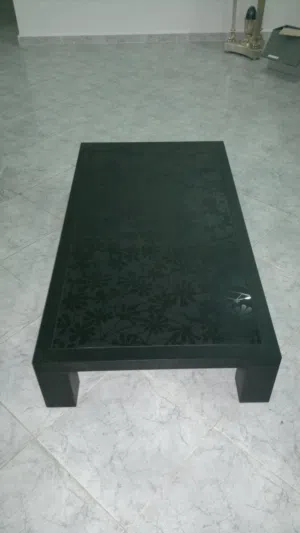 مكاتب واثات إيطالي.