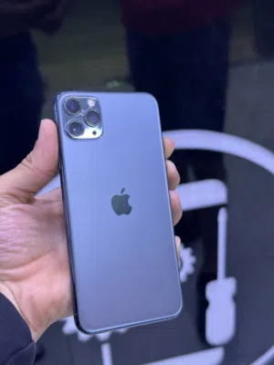 Apple iPhone 11 Pro Max 64 GB in Tripoli