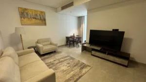 Luxury furnished Apartment For Rent in Muscat Hills شقة مفروشة فخمة في مسقط هيلز