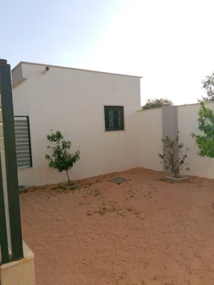 160 m2 3 Bedrooms Townhouse for Sale in Tripoli Tajura