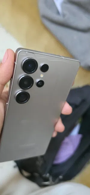 GALAXY S25ULTRA ون تيرا شريحتينوبنفس الوقت