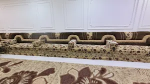ديوان للبيع