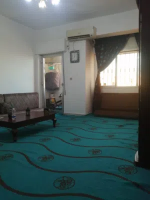 شقه للبيع 170م