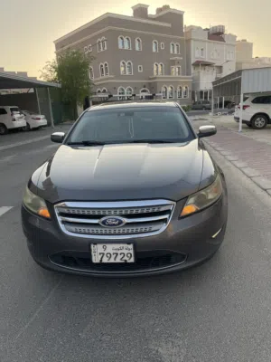 Used Ford Taurus in Al Ahmadi