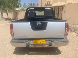 Used Nissan Navara in Al Dakhiliya