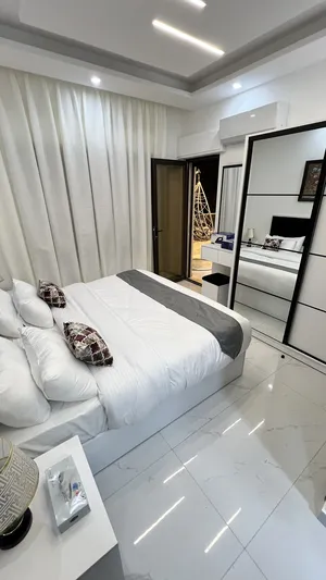 شقه مفروشة فخمة للإيجار