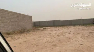 ارض للبيع المساحه 840 متر مقسم سكني