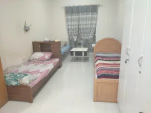 غرفه للمشاركه شباب او عائله شخصين فقط