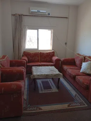طقم كنب 7 مقاعد مطلوب 200 دينار قابل للتفاوض