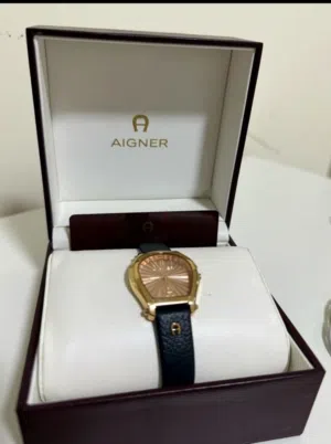 ساعة من نوع AIGENR أصلية بحالة الوكالة