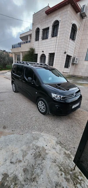 used-citroen-berlingo-in-nablus