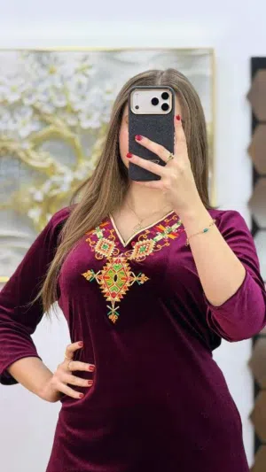 ‏فساتين طويلة ‏.‏ L ‏.‏ عنابي ‏.‏ جديد‏0