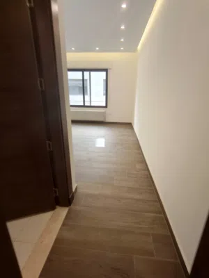 شقه طابقيه للبيع في دير غبار بالقرب من شارع كرادور عبدون - 15136