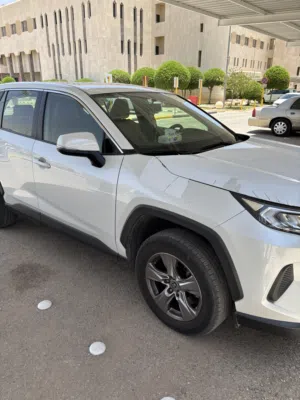 RAV4 Almost new