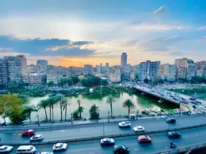 شقه فندقية مفروشة على النيل بالقرب من الزمالك للايجار