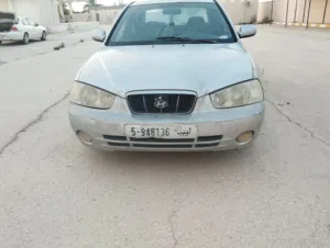 هيونداي افانتي موديل  2002